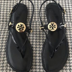 Tory Burch Ali-Thong Patent Calf Sandals